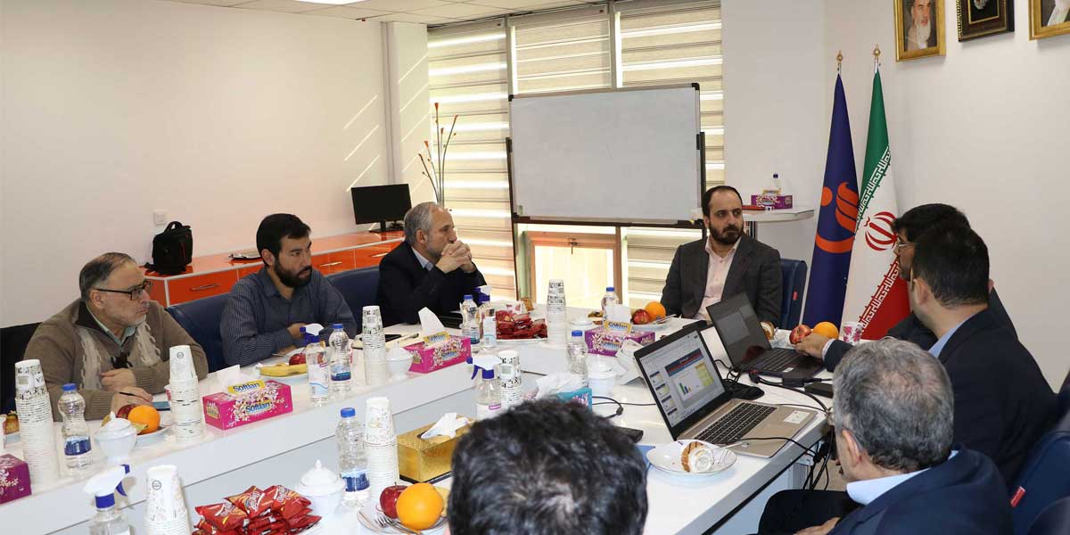 نشست دکتر خلیلی با مدیر عامل و معاونین شرکت کانی مس