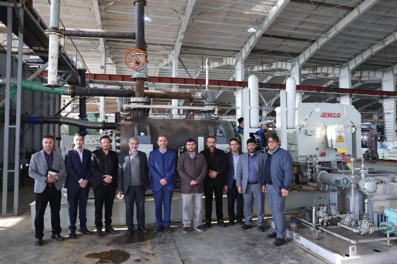 بازدید دکتر خیابانی مدیرعامل شرکت مس به همراه دکتر حق شناس مدیر عامل کانی مس از شرکت پمپ های بین المللی نفت