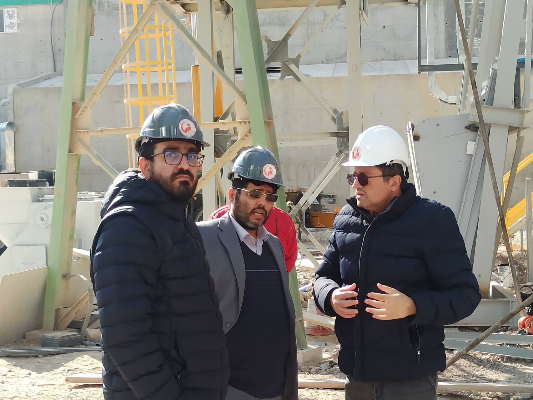 در آستانه افتتاح پروژه احداث کوره دوم آهک اهر؛ بازدید دکتر حق‌شناس و دکتر کیمیا قلم از مراحل پیش‌راه‌اندازی و راه‌اندازی پروژه